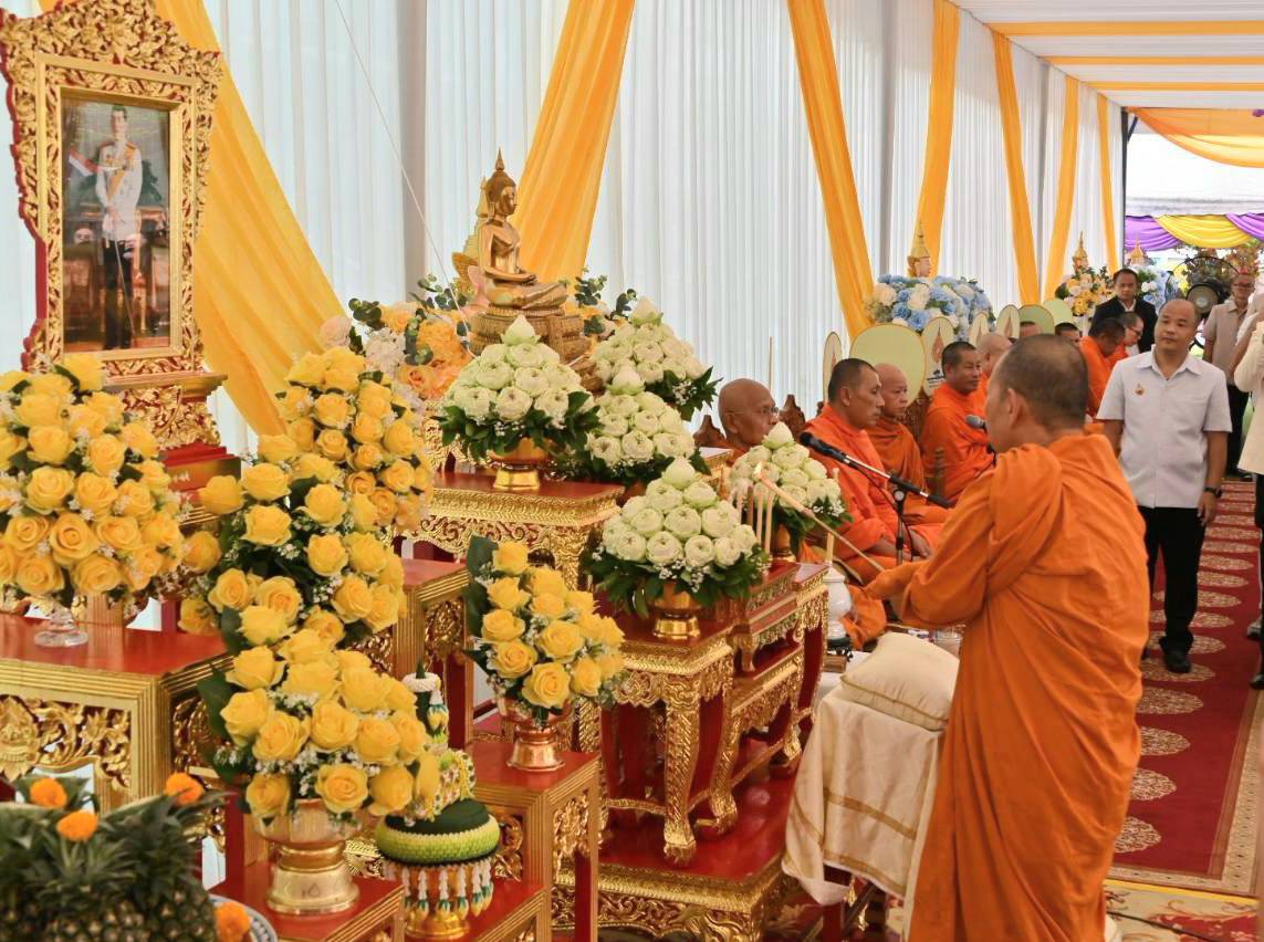 กรมบังคับคดี ร่วมพิธีทำบุญเททองหล่อพระพุทธรูป (ยิ้มรับฟ้า) ประจำเขตบางกอกน้อย ณ สำนักงานเขตบางกอกน้อย